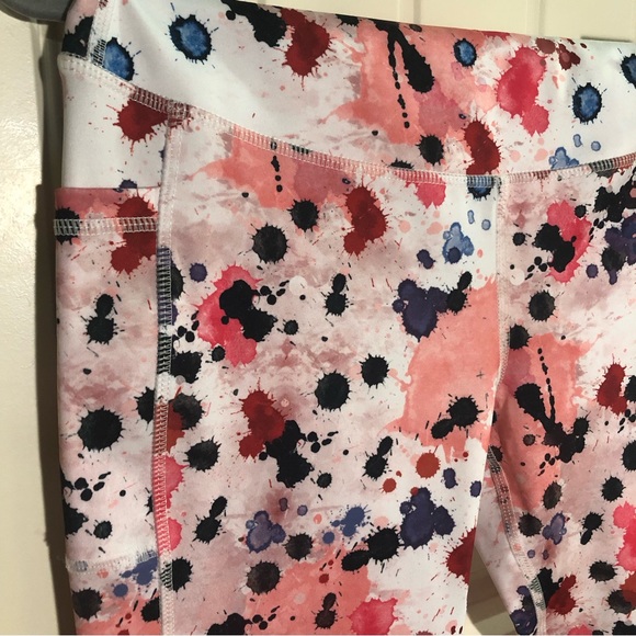 New LegEnd active leggings capri length - Picture 2 of 5